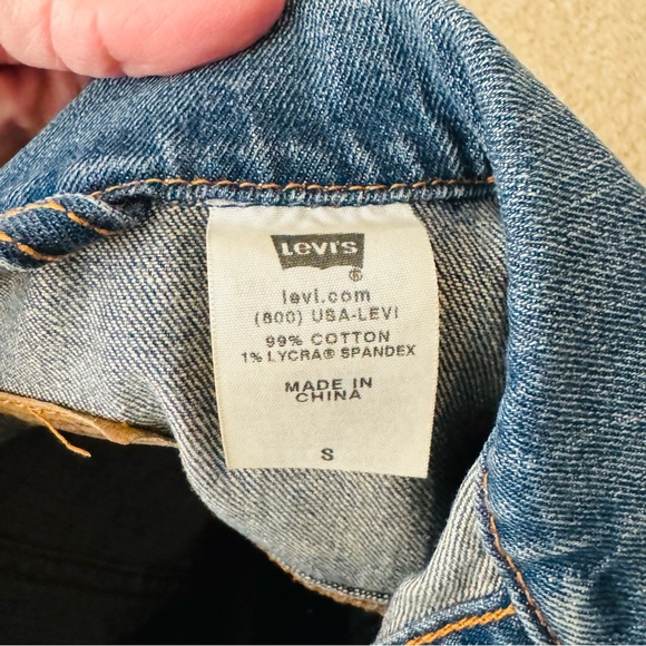 Levi's Denim Jean Jacket S Small Blue Cotton Casual Trendy Red Tag - Picture 9 of 11